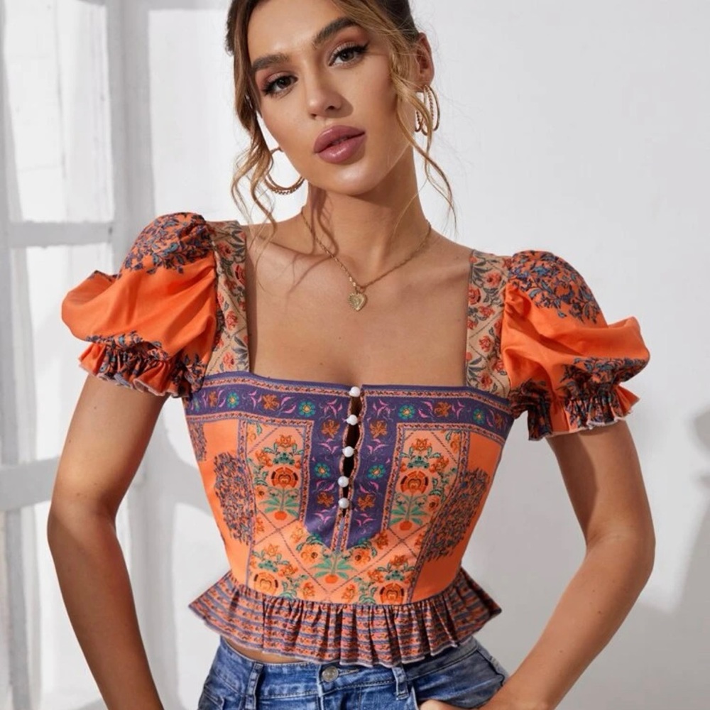 Floral print puff sleeve square neck button ruffle hem blouse
